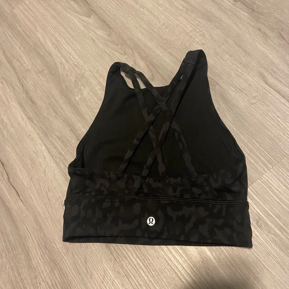 Lululemon high neck sports bra - Picture 2 of 2